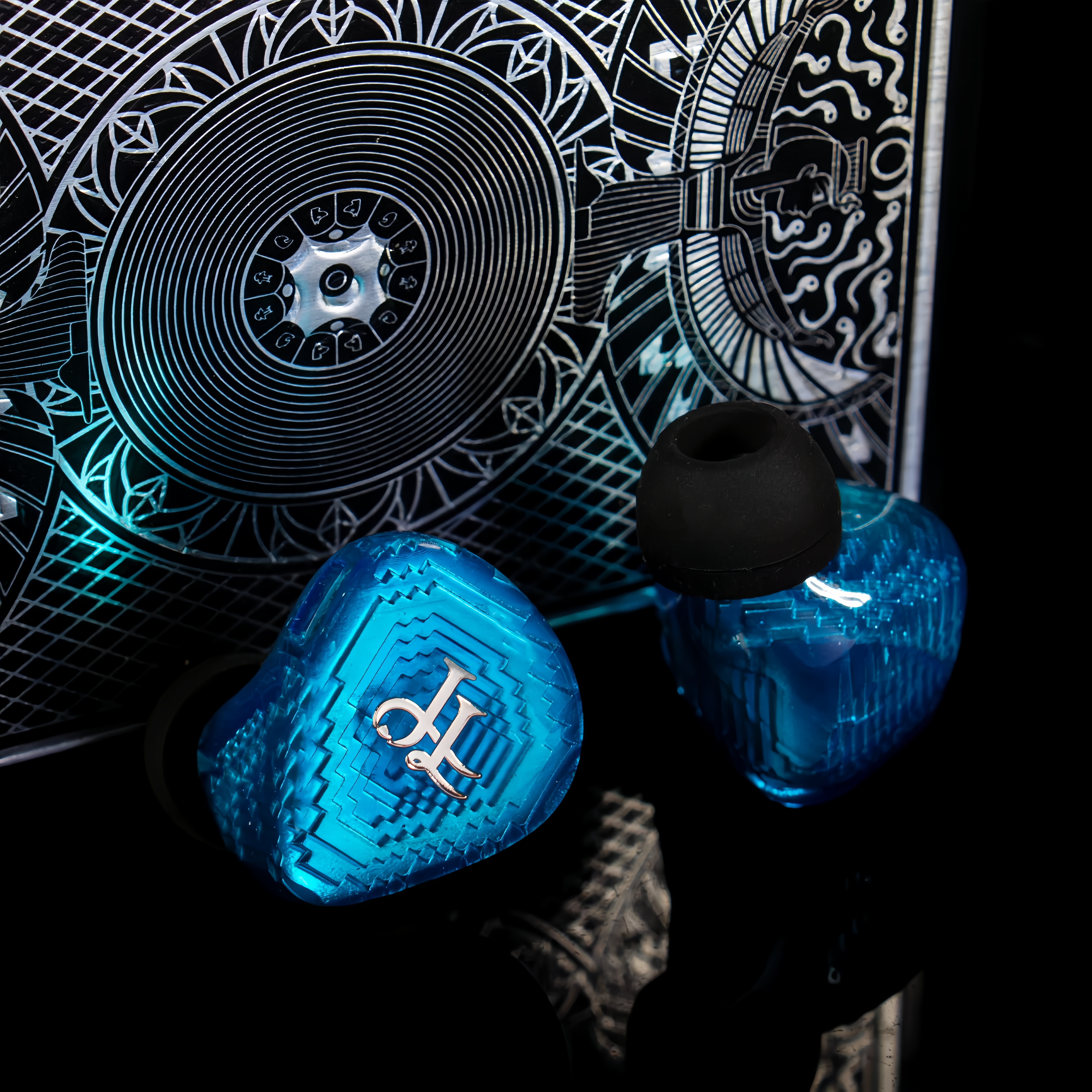 JLL Audio Pixel DD+BA Hybrid H - Audio Music Technology review and price