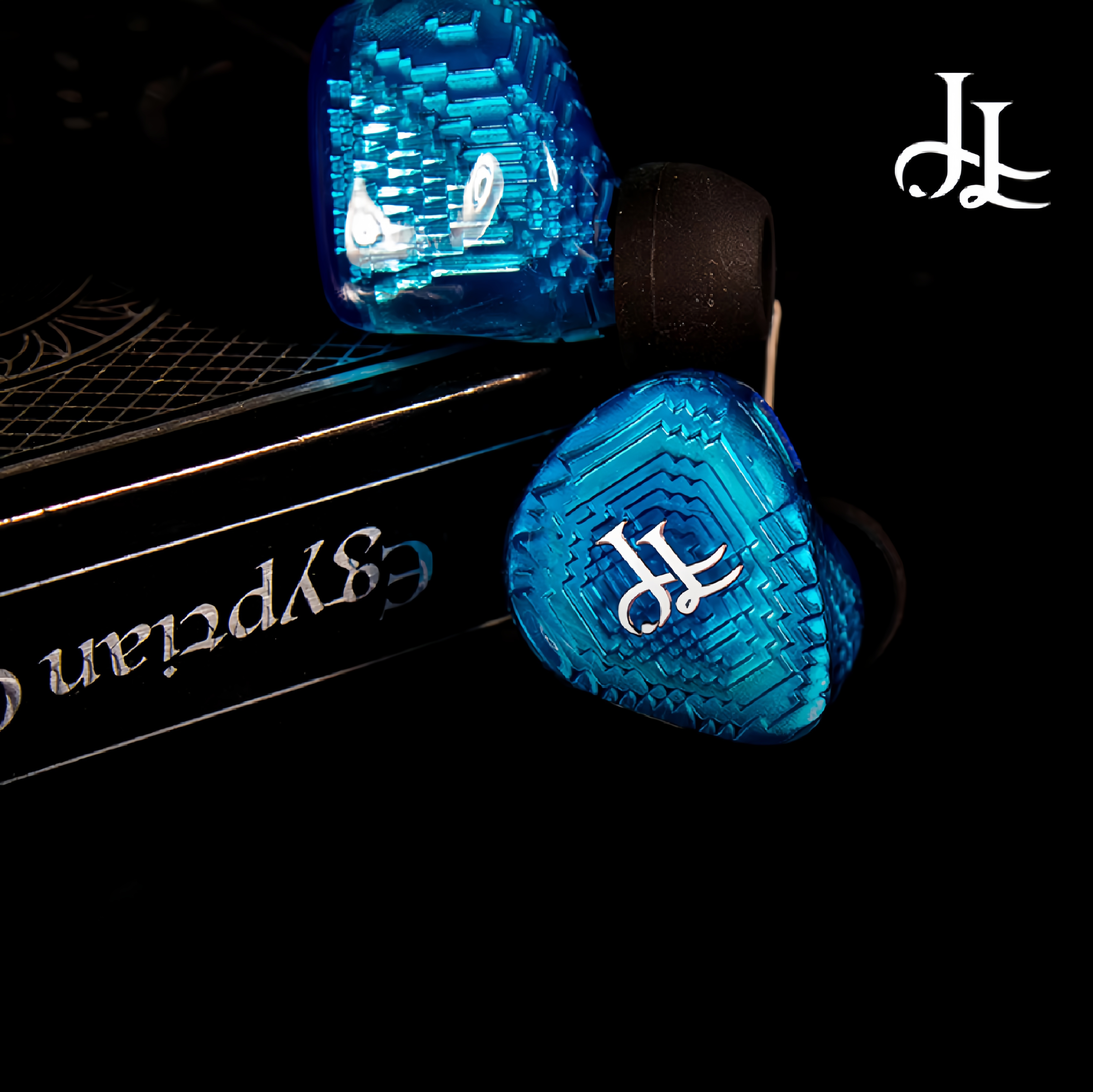JLL Audio Pixel DD+BA Hybrid H - Audio Music Technology review and price