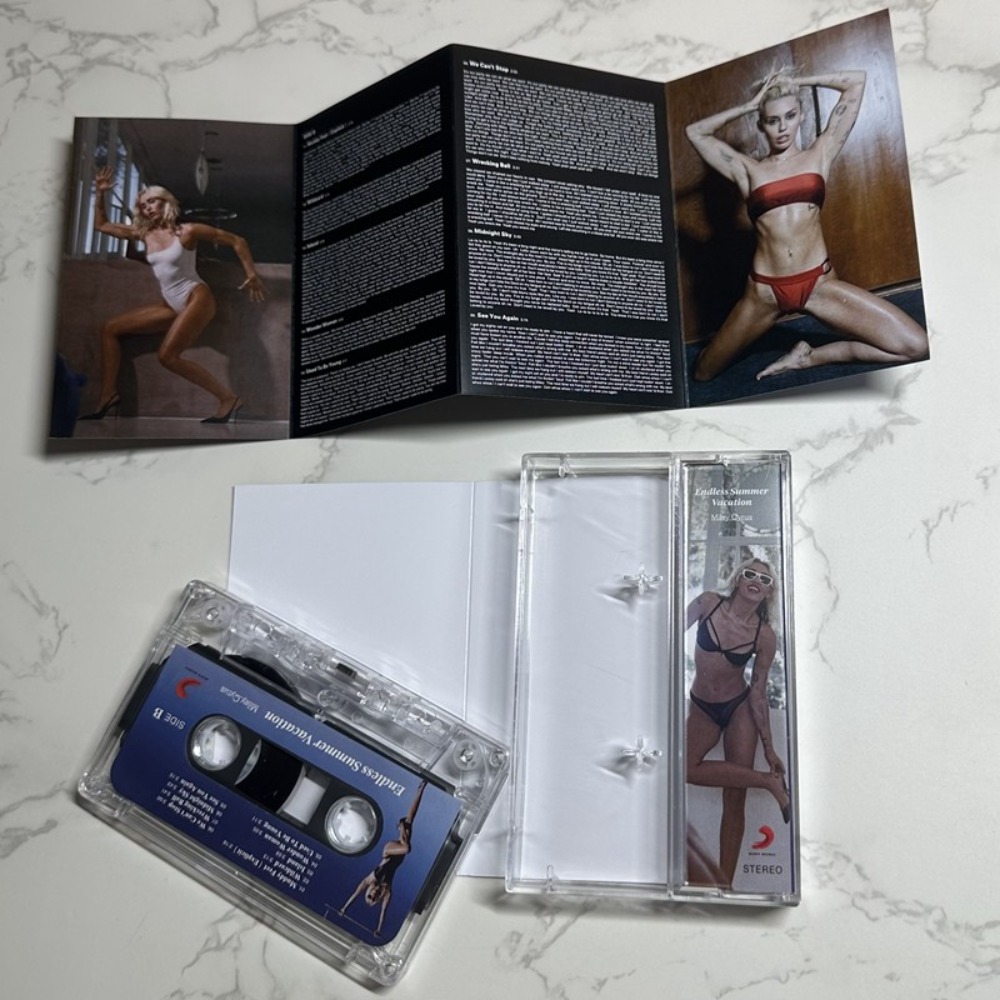 Miley Cyrus Cassette Tape | En - Audio Musically review and price